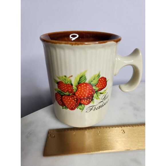 3 Vintage Strawberry Les Fraises Coffee Mugs Cup Stoneware Brown U hook handle - Picture 8 of 8